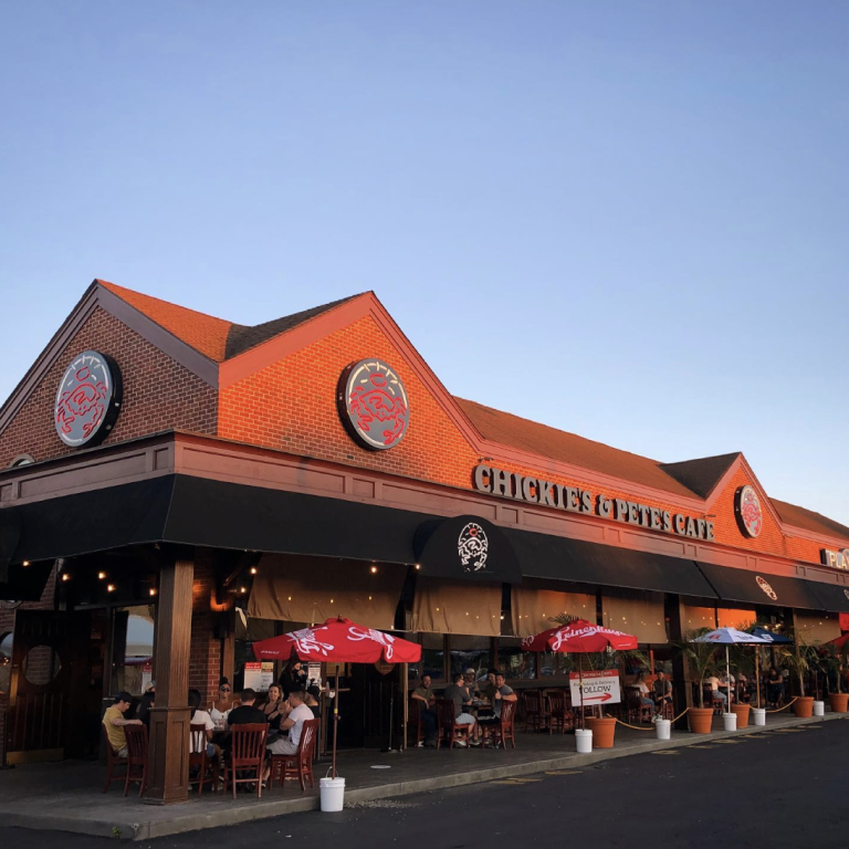 Best Seats in the House: 3 Bars to Watch March Madness in Philly