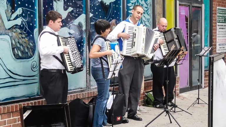 Sights and Sounds of Philadelphia Free Streets