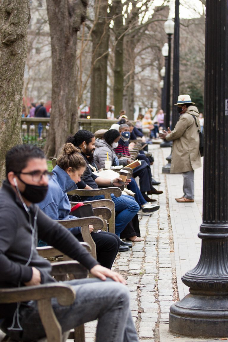 Green Rays on the Horizon
